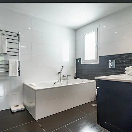 Medina Garden Sunset Apartment Marbella