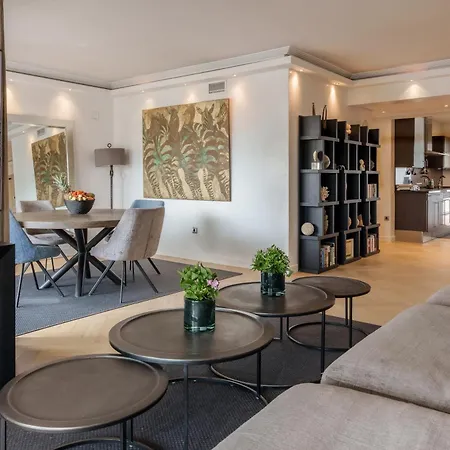 Medina Garden Sunset Apartment Marbella