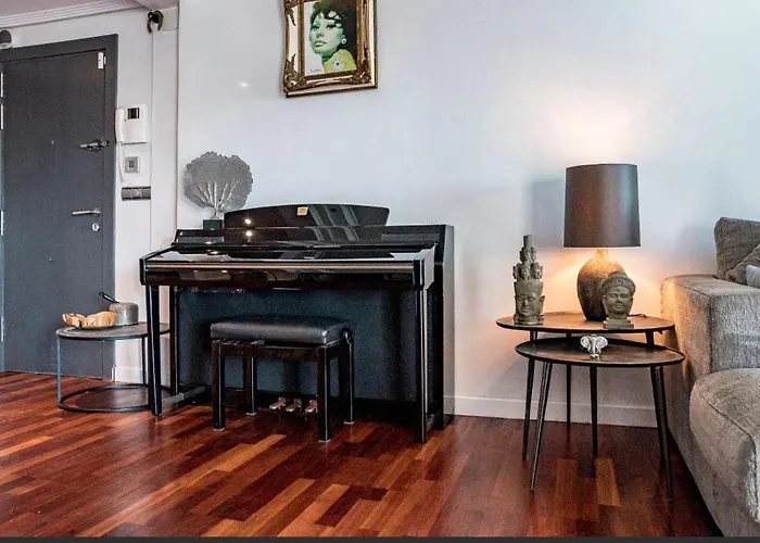 Medina Garden Sunset ماربيا