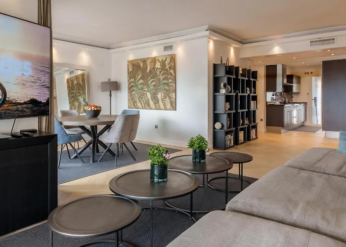 Medina Garden Sunset شقة ماربيا